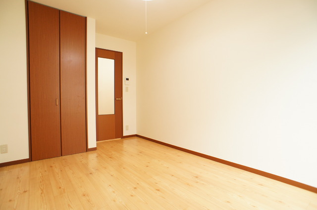 その他部屋・スペース　エアコン付きでオールシーズン快適です♪