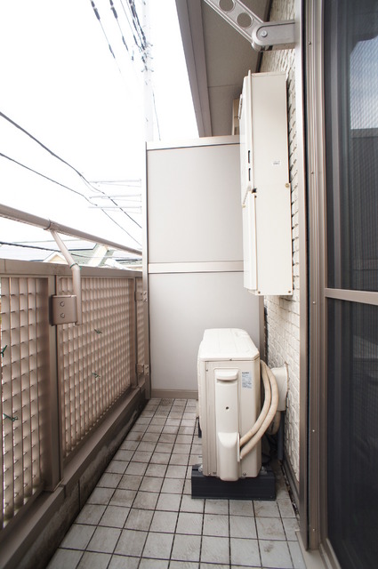 バルコニー　バルコニー付！洗濯物がすぐに乾きそうですね！