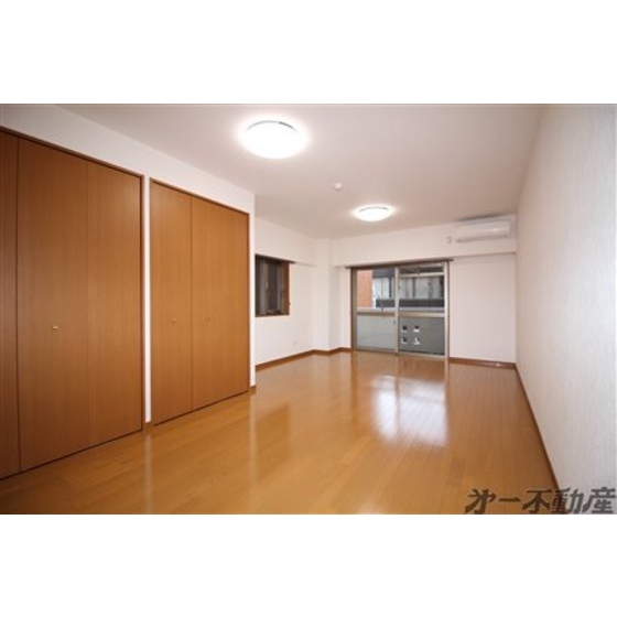 居室・リビング　洋室