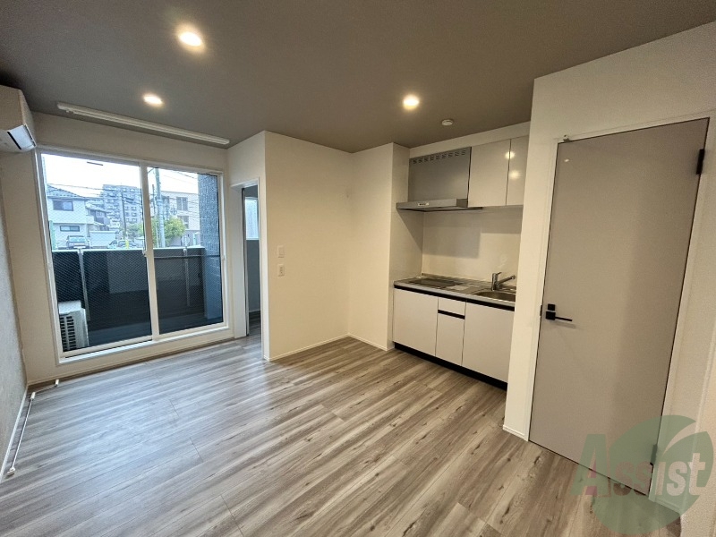 居室・リビング　８帖のＬＤＫは広々として開放感があります。