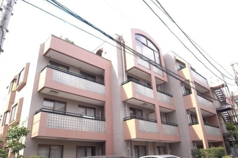 建物外観　落ち着いた雰囲気の外観です