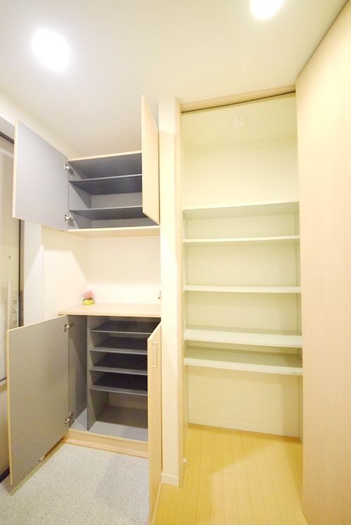 玄関　収納