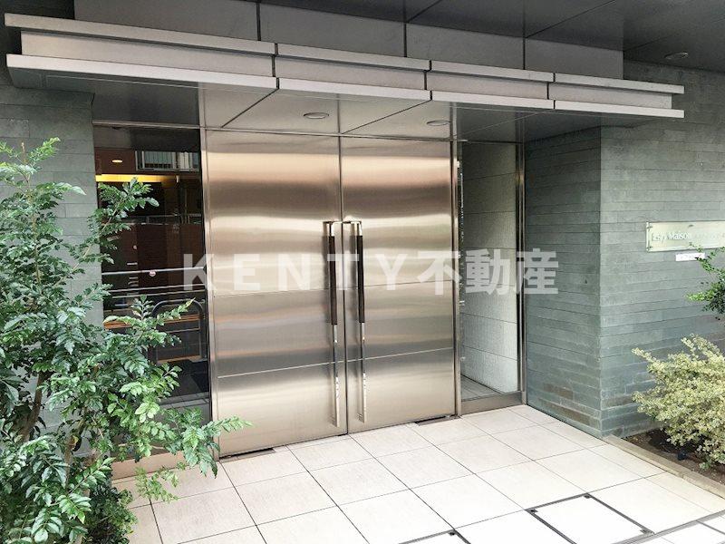 エントランス　ゆとりのあるエントランスです