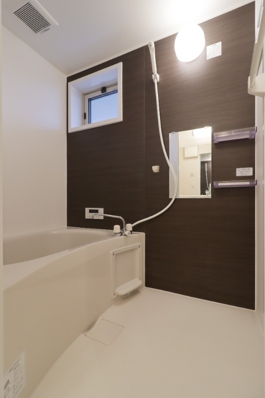 バス・シャワールーム　図面と現状に相違がある場合には現状を優先