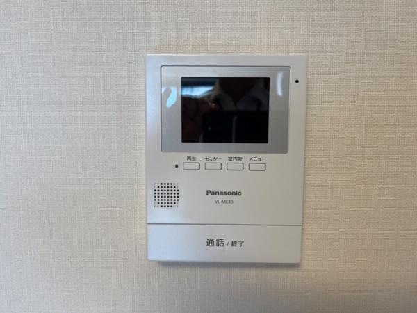 セキュリティ　モニター付きインターホン