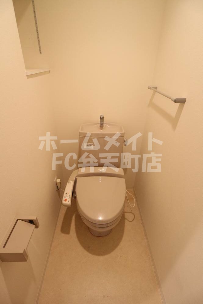 トイレ　コンパクトで使いやすいトイレです