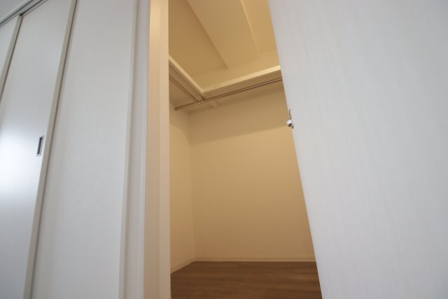 収納　※別部屋の参考写真です