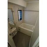 バス・シャワールーム　お風呂で日々の疲れを落としましょう