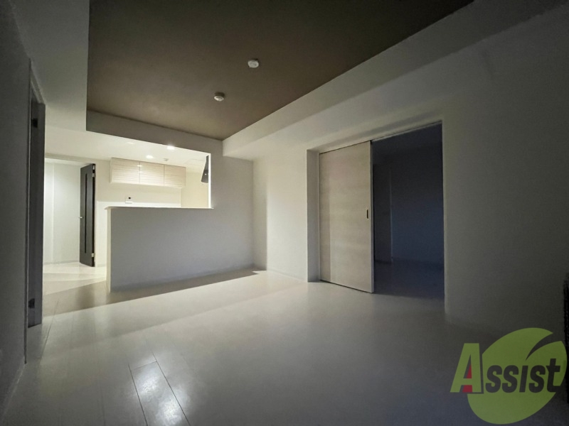 居室・リビング　広くてキレイなお部屋が広がっていて、充実した生活が送れそう。