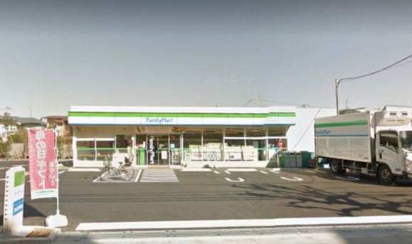 コンビニ　ファミリーマート 桜丘世田谷通り店（コンビニ）まで274m