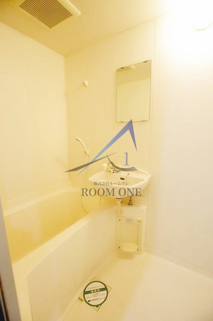 バス・シャワールーム　お風呂です。