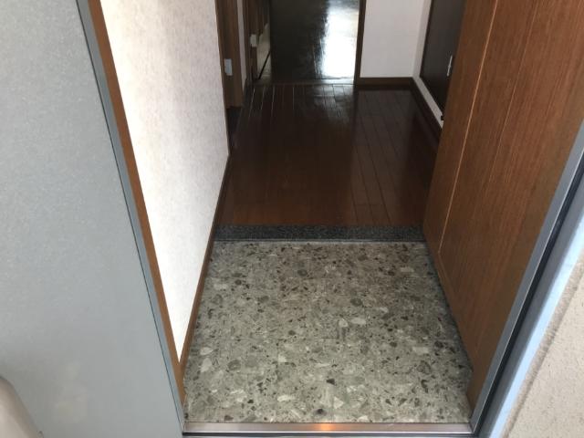 玄関　玄関