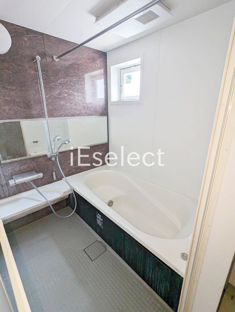 バス・シャワールーム　※2階のお部屋の画像の為、実際とは異なります