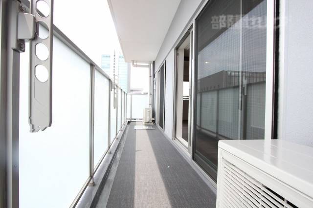 バルコニー　ベランダも広く使えます