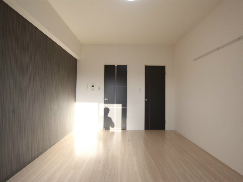 居室・リビング　洋室9帖　ウォークインクローゼット付（収納充実してます）