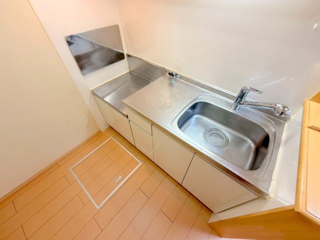 キッチン　あなたの好みに合わせたコンロを置いてくださいね。