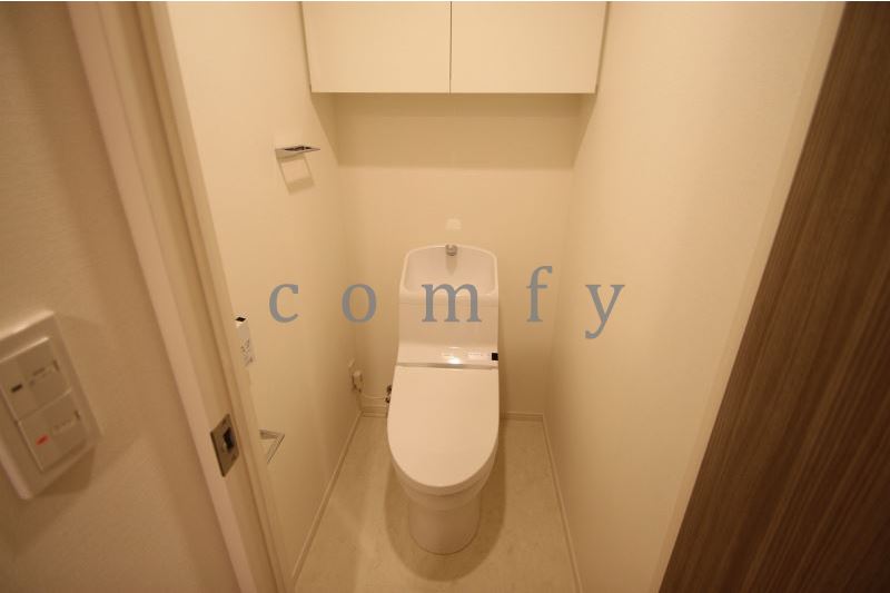 トイレ　ウォシュレット付きトイレ