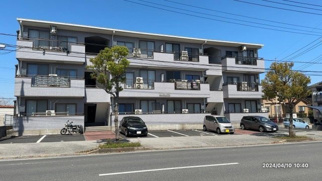 建物外観　南東側の広い道路に面しており陽当たり眺望良好！