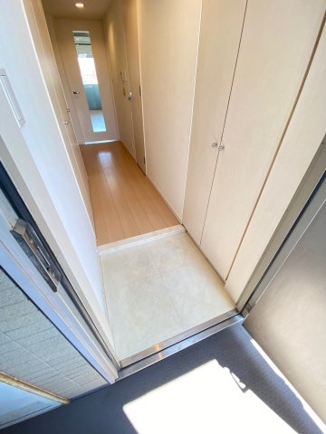 玄関　※反転タイプ