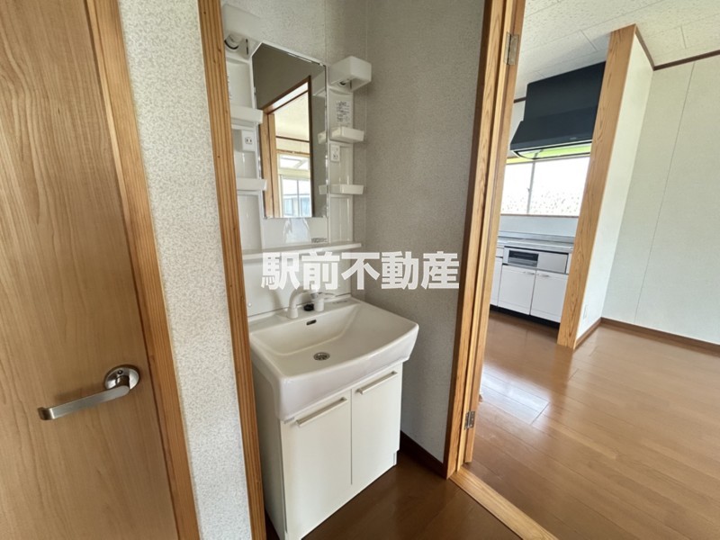 洗面設備　独立洗面台あり