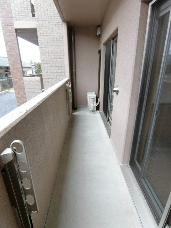 バルコニー　図面と現状に相違がある場合には現状を優先