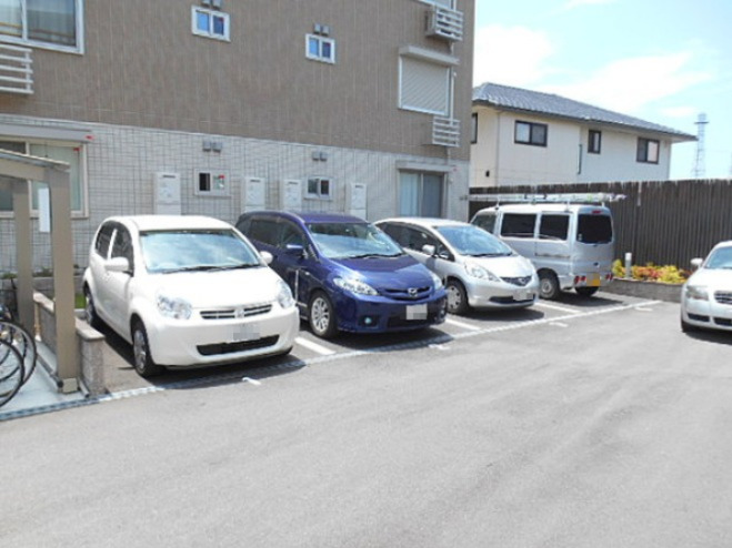 駐車場　駐車場があります