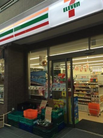 コンビニ　セブンイレブン しながわ水族館西店（コンビニ）まで82m