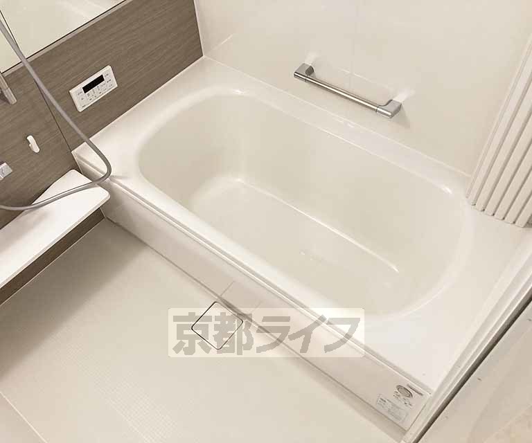 バス・シャワールーム　綺麗なお風呂です・