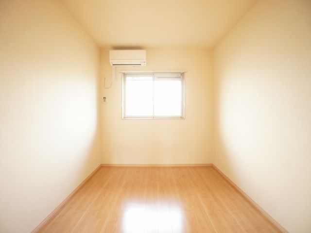 その他部屋・スペース　快適に過ごせるエアコンが付いています♪