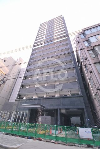 建物外観　プレサンスタワー北浜　20階建タワーマンション