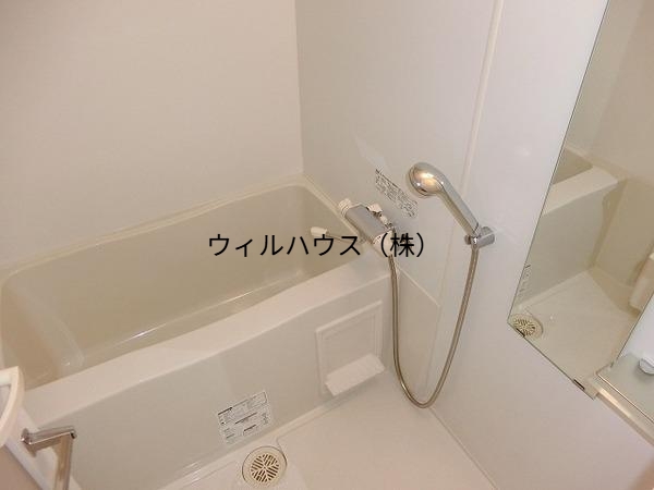 バス・シャワールーム　キレイな浴室！