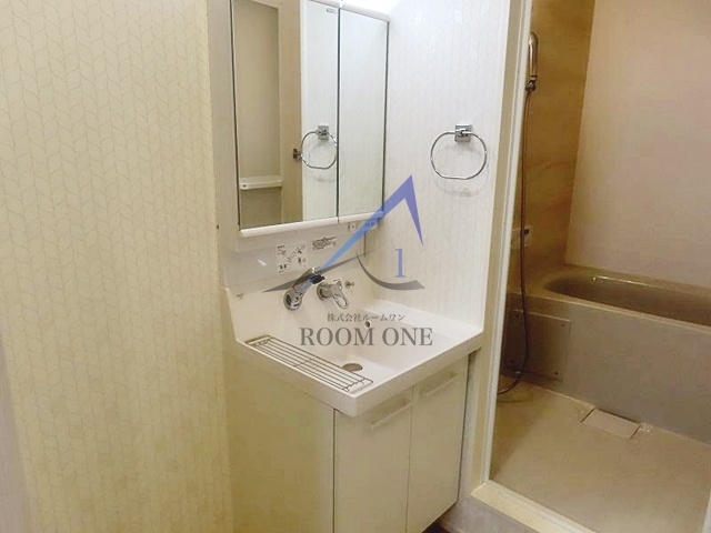 洗面設備　洗面台です。