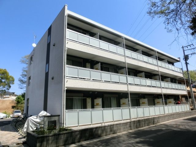 建物外観　勝田台駅徒歩8分の立地！2019年築の新しい物件です