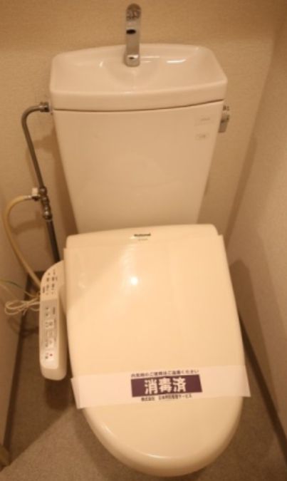 トイレ　清潔感のあるトイレです