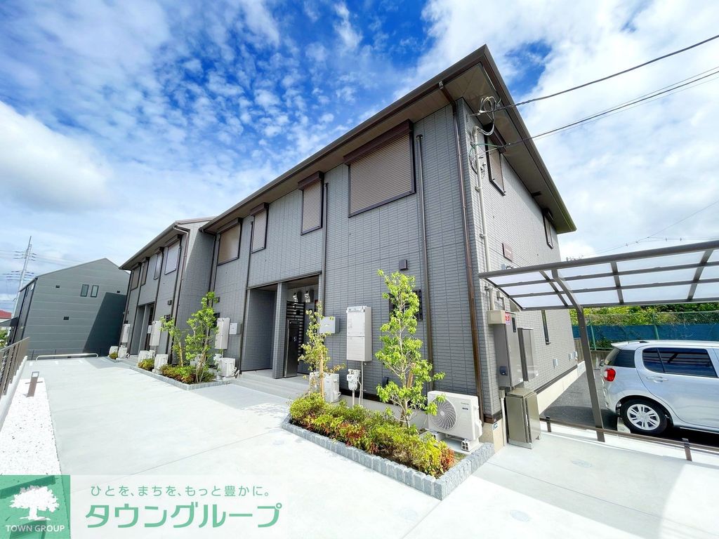 建物外観　駐車場