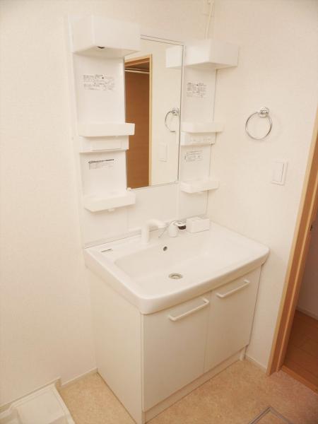 洗面設備　洗面所