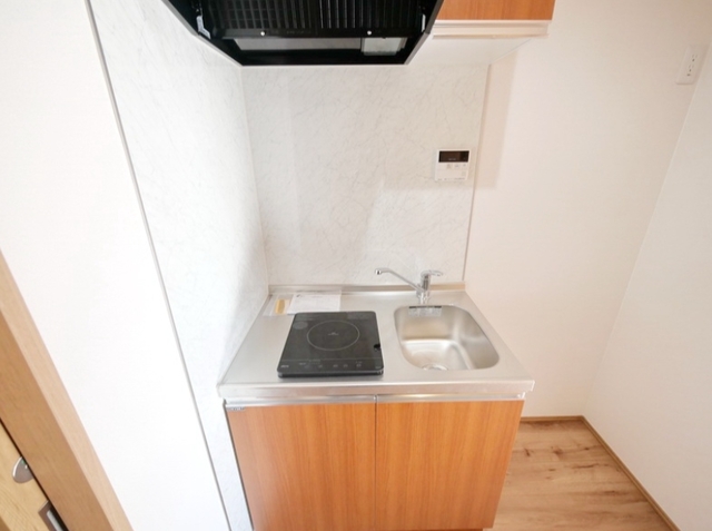 キッチン　別部屋参考写真です