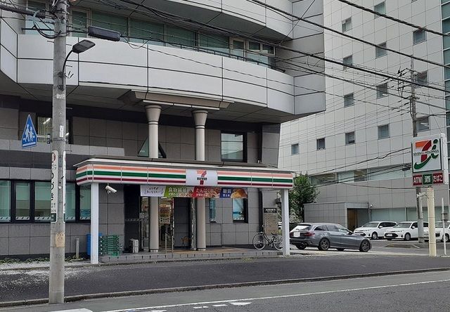 コンビニ　セブン　さいたま土手町店（コンビニ）まで450m