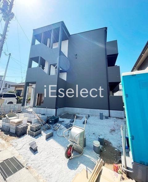 建物外観　閑静な住宅街に立地