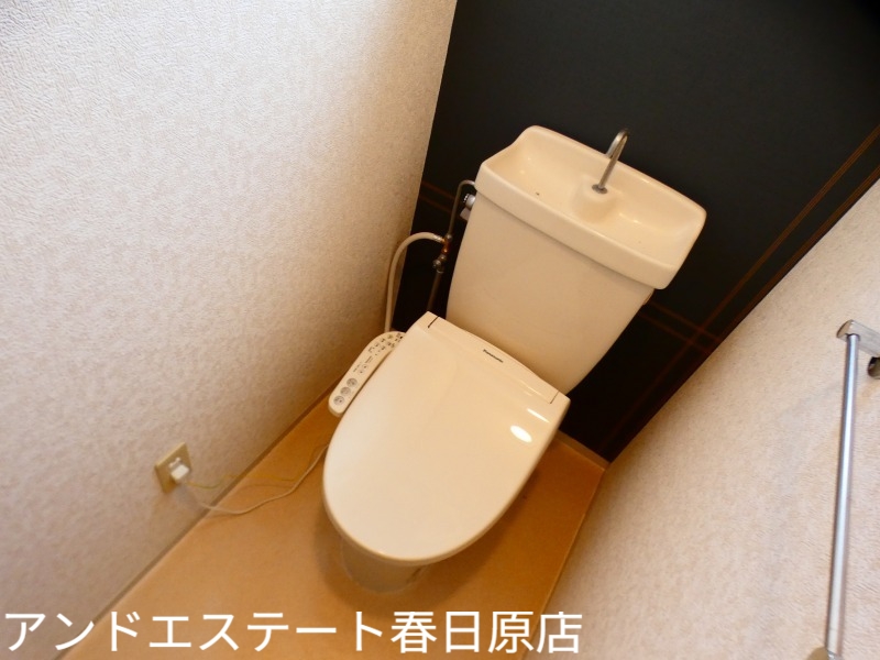トイレ　別号室の写真です