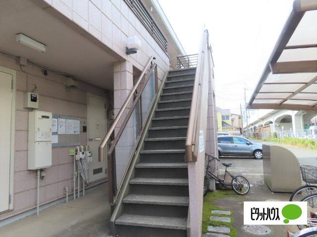 エントランス　☆外階段☆