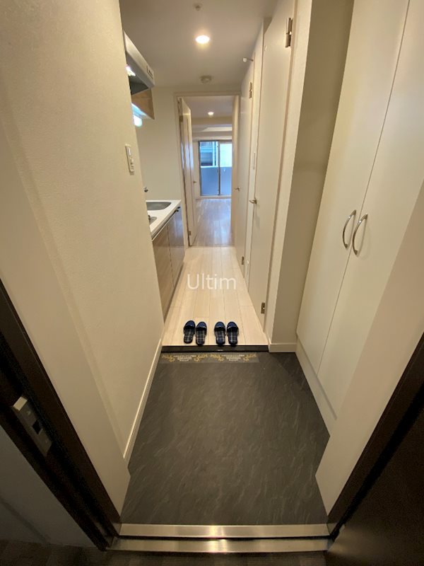 玄関　同じタイプのお部屋の写真です。ご参考までに