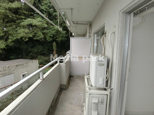 バルコニー　同物件別のお部屋の写真です。参考写真です。