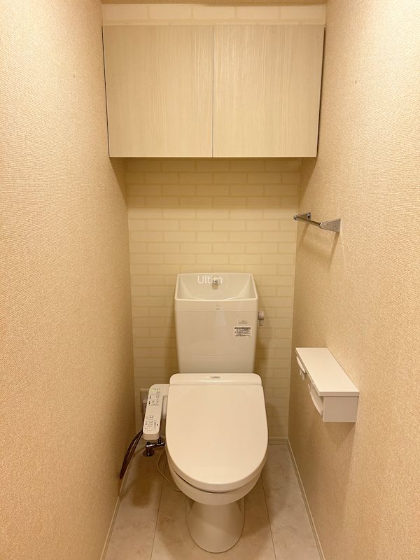 トイレ　※同タイプの他のお部屋です
