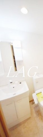 洗面設備　独立洗面台です。