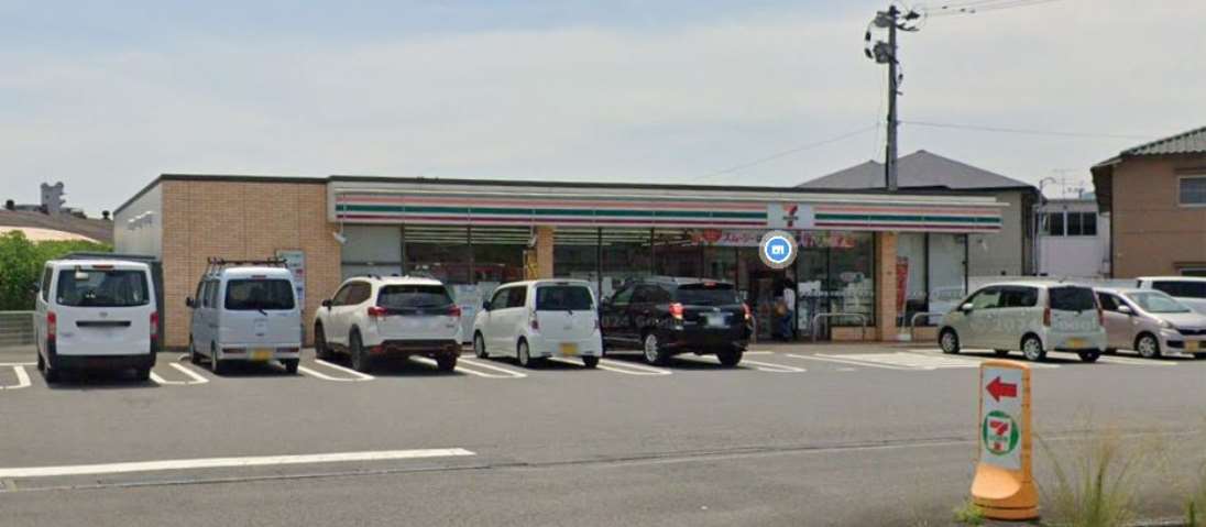 コンビニ　セブン－イレブン大分古国府店（コンビニ）まで868m