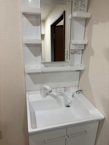 洗面設備　独立洗面台です♪