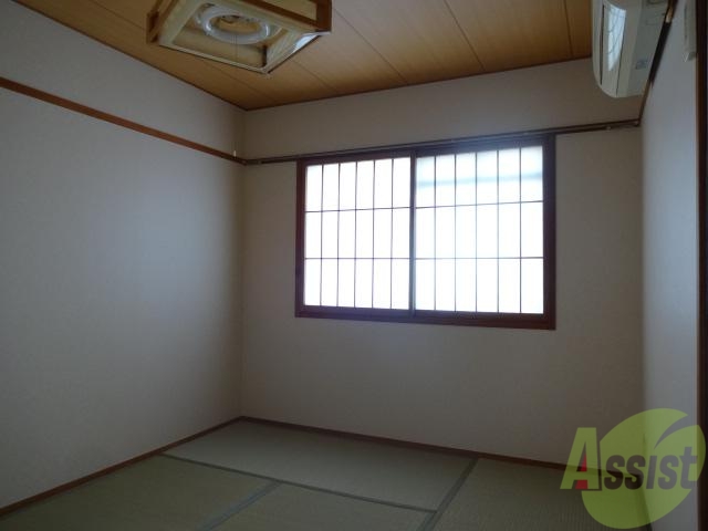その他部屋・スペース　光の差し込む寝室