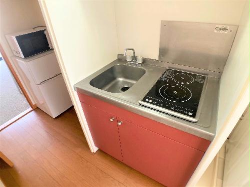 キッチン　設備・仕様は号室により異なる為、現況を優先致します。