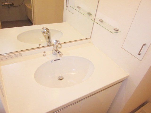 洗面設備　同タイプ間取りのお写真です